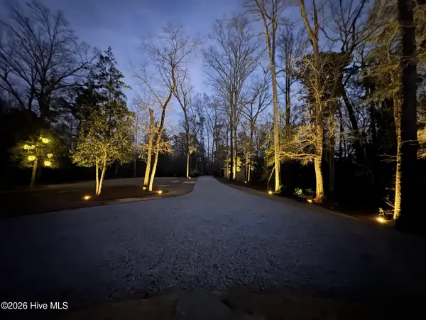 $1,249,000 | 386 Little Acre Lane, Bath, NC 27808