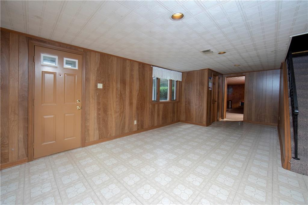 494 Springdale Road Eighty Four, PA 15330 - Photo 17 of 25