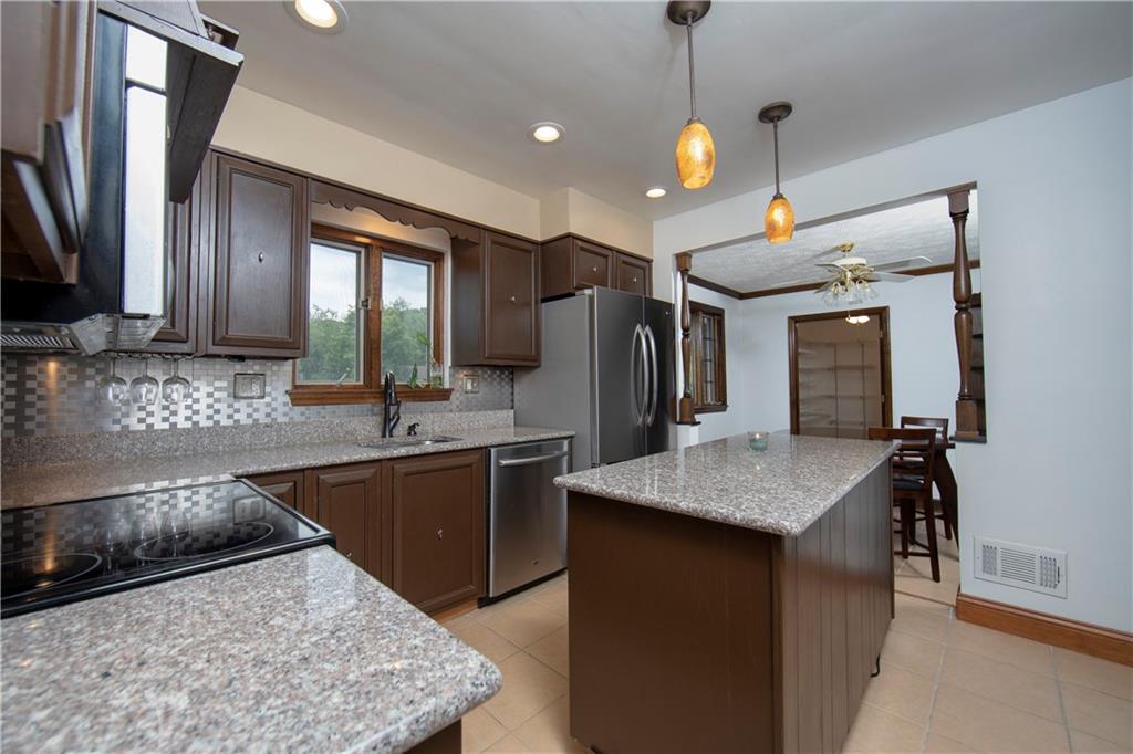 494 Springdale Road Eighty Four, PA 15330 - Photo 6 of 25