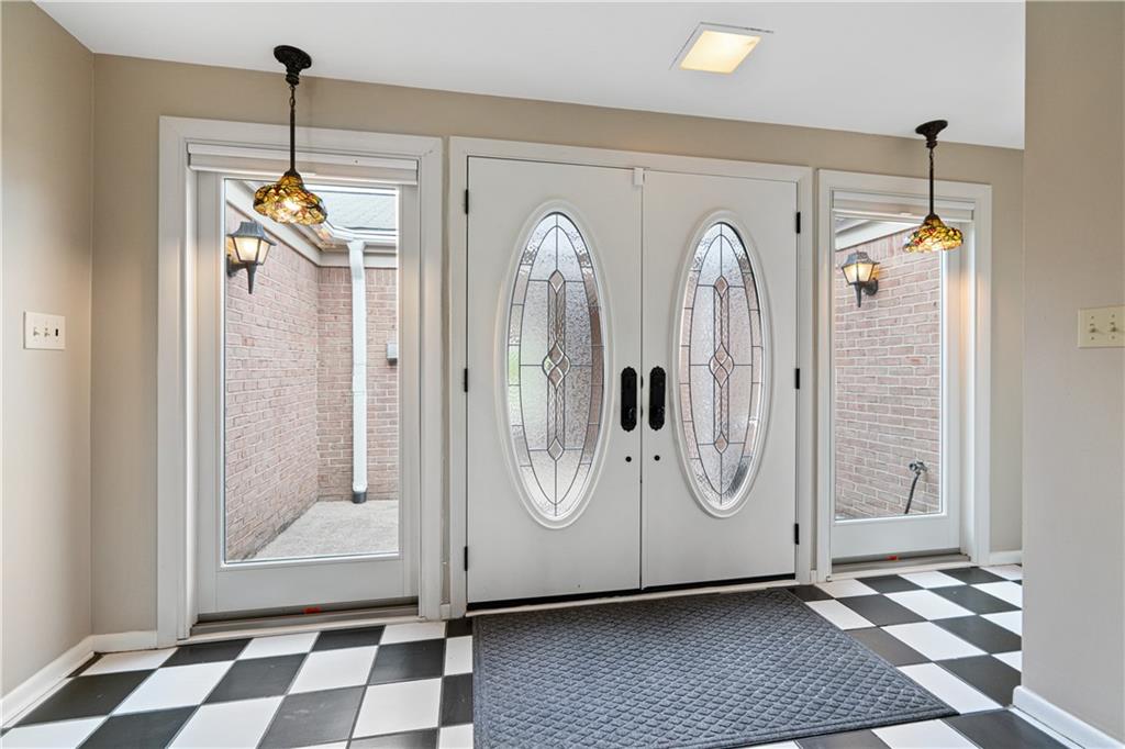 2251 Ramsey Road Monroeville, PA 15146 - Photo 4 of 30 The Foyer is Open, Well Lit, and Inviting.