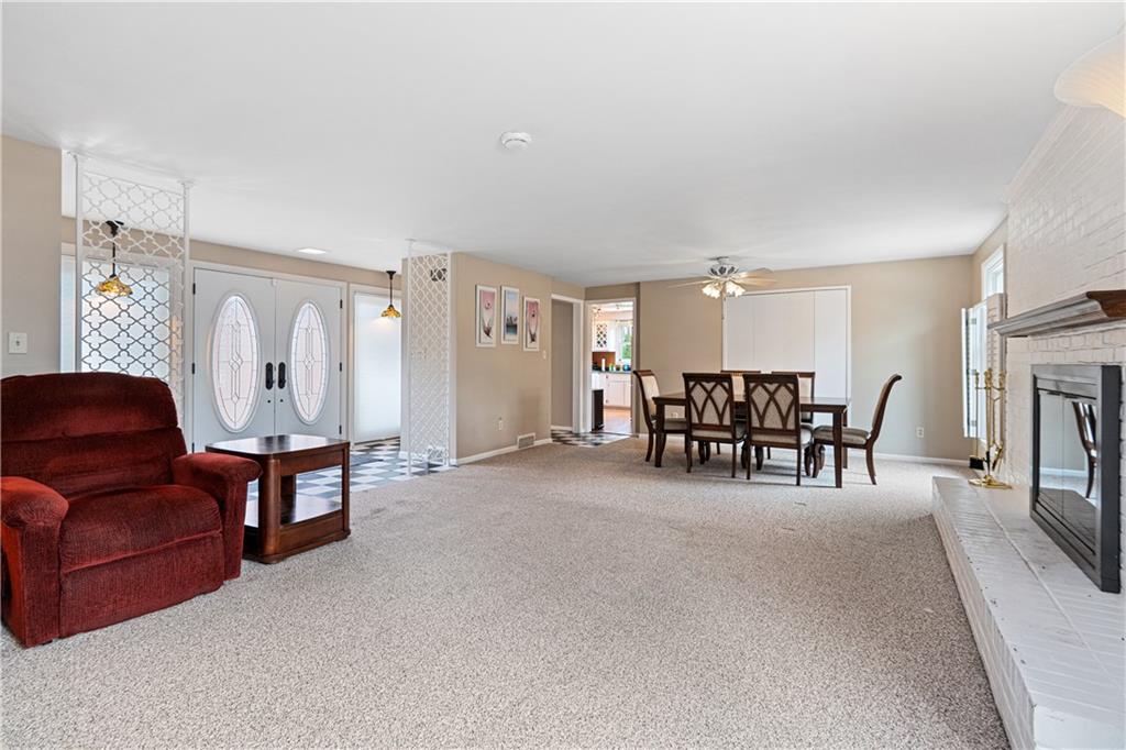 2251 Ramsey Road Monroeville, PA 15146 - Photo 8 of 30 Plenty of Space to Entertain.