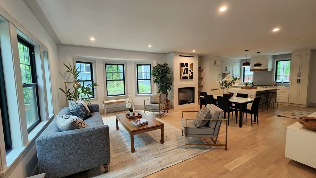 21 Naples Road, Unit 1 Brookline, MA 02446 - Photo 32 of 33 Gallery Image 32