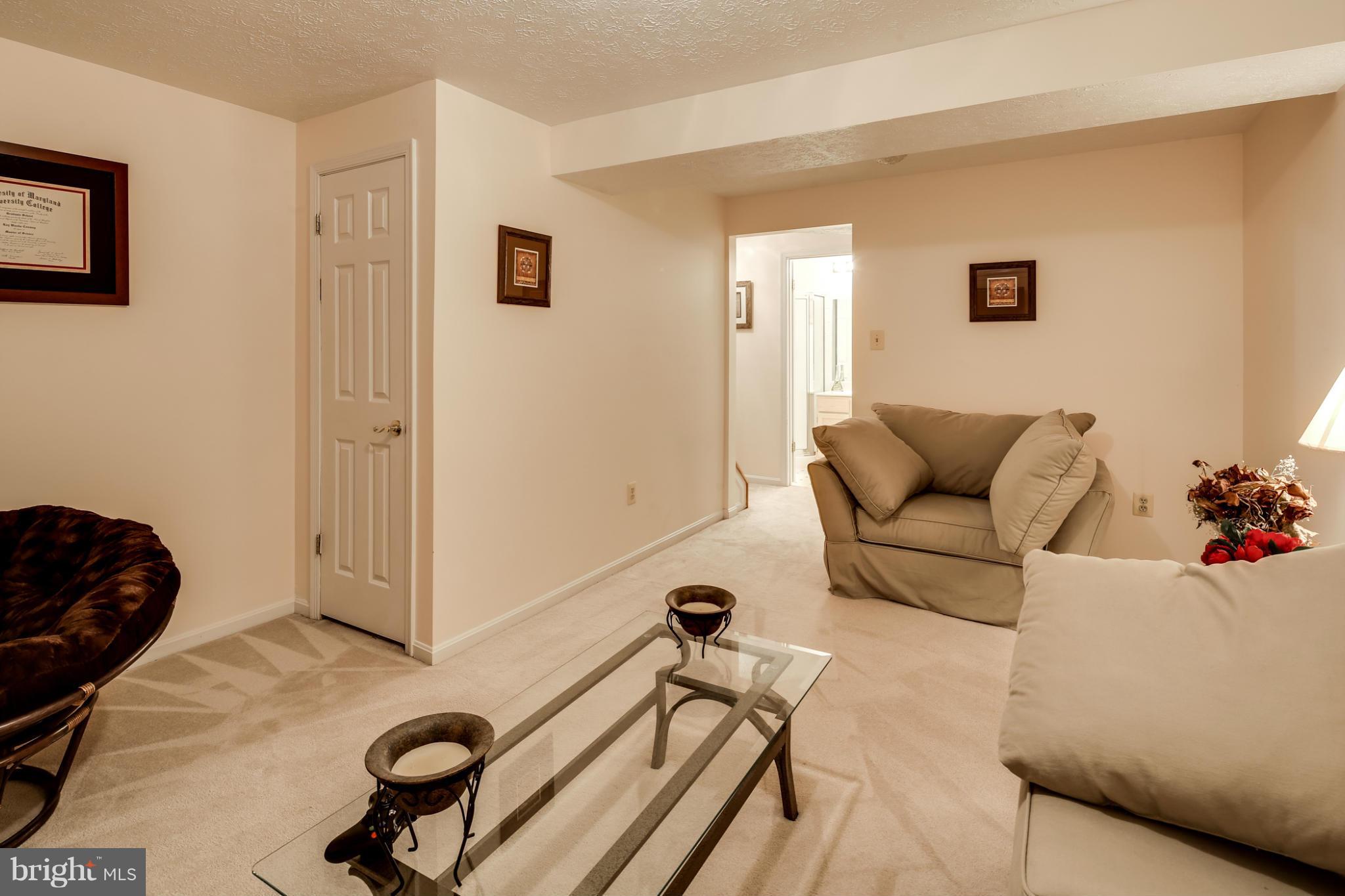 2108 Riding Crop Way Baltimore, MD 21244 - Photo 25 of 30 Family Room