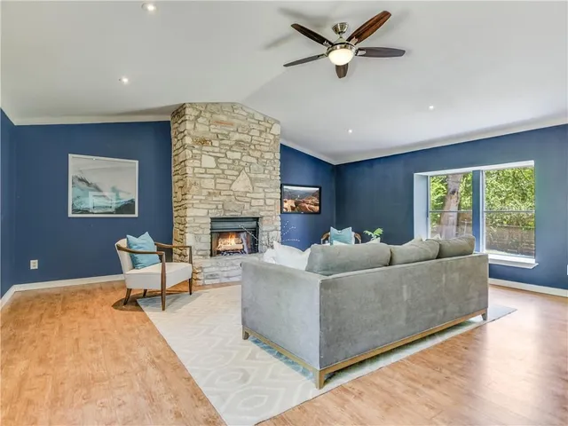 $2,995 | 5213 Gladstone Drive, Austin, TX 78723