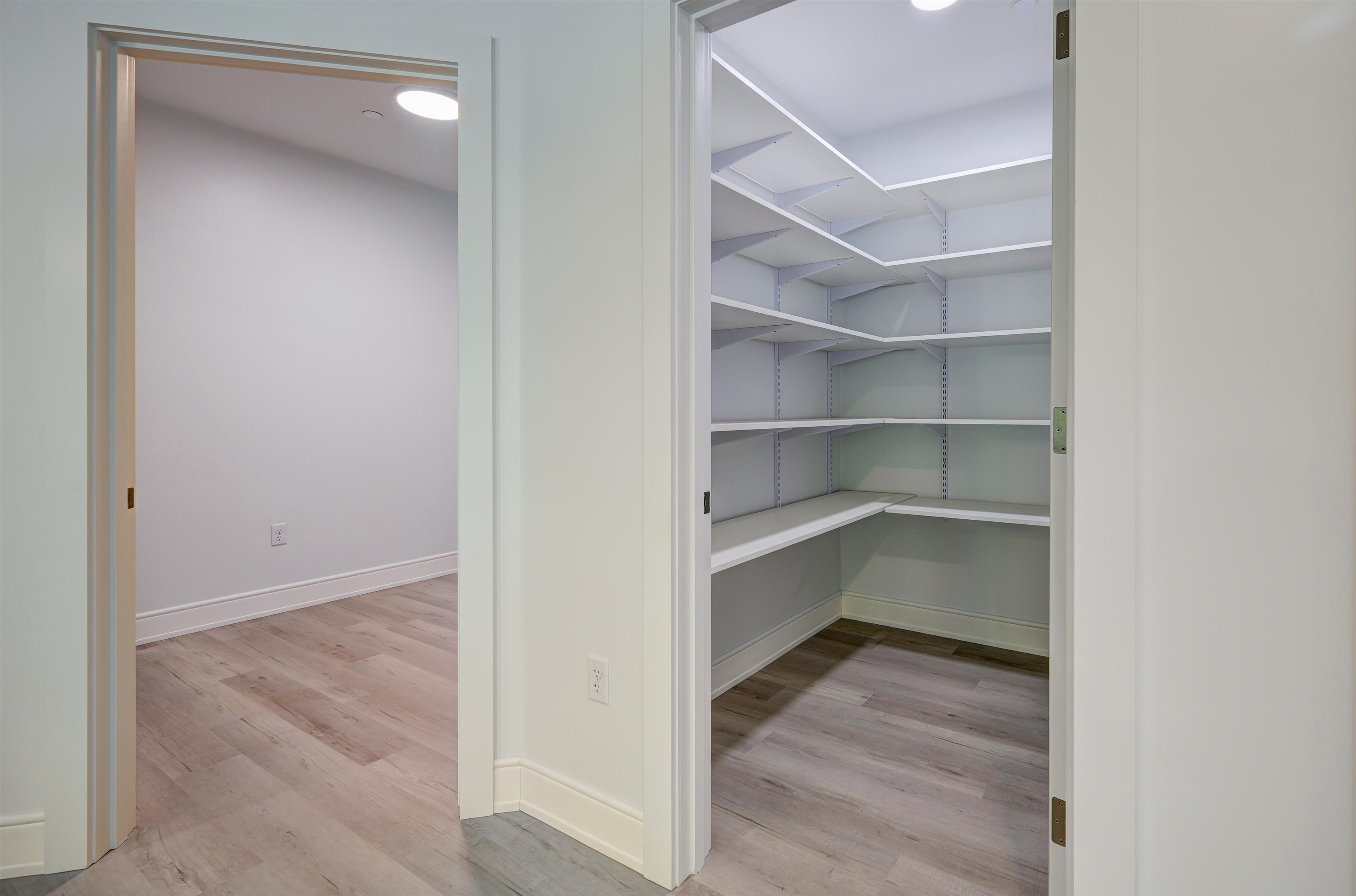 2059 Lafayette Road, Unit 202 Portsmouth, NH 03801 - Photo 13 of 31