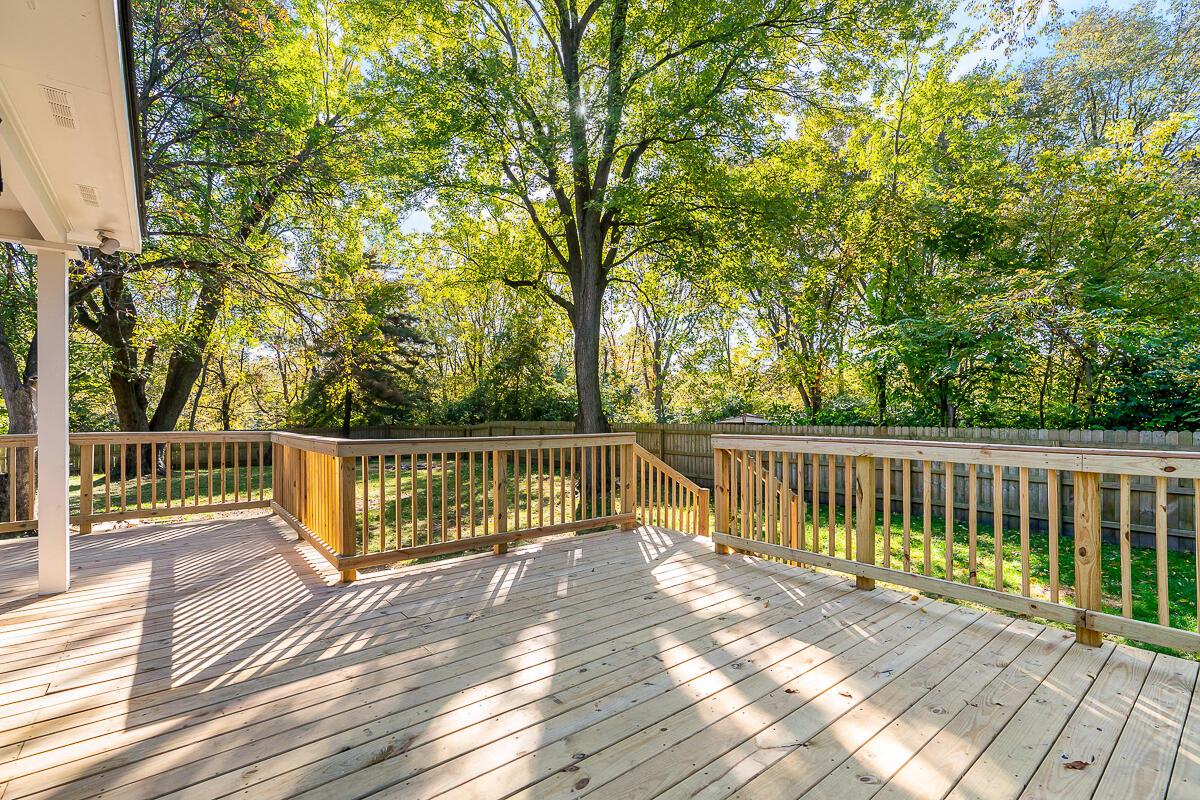 107 Price Road Columbus, OH 43230 - Photo 25 of 36 Brand New Deck