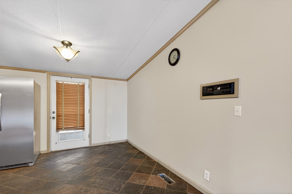 21414 Adams Road Greenbush, VA 23357 - Photo 8 of 22