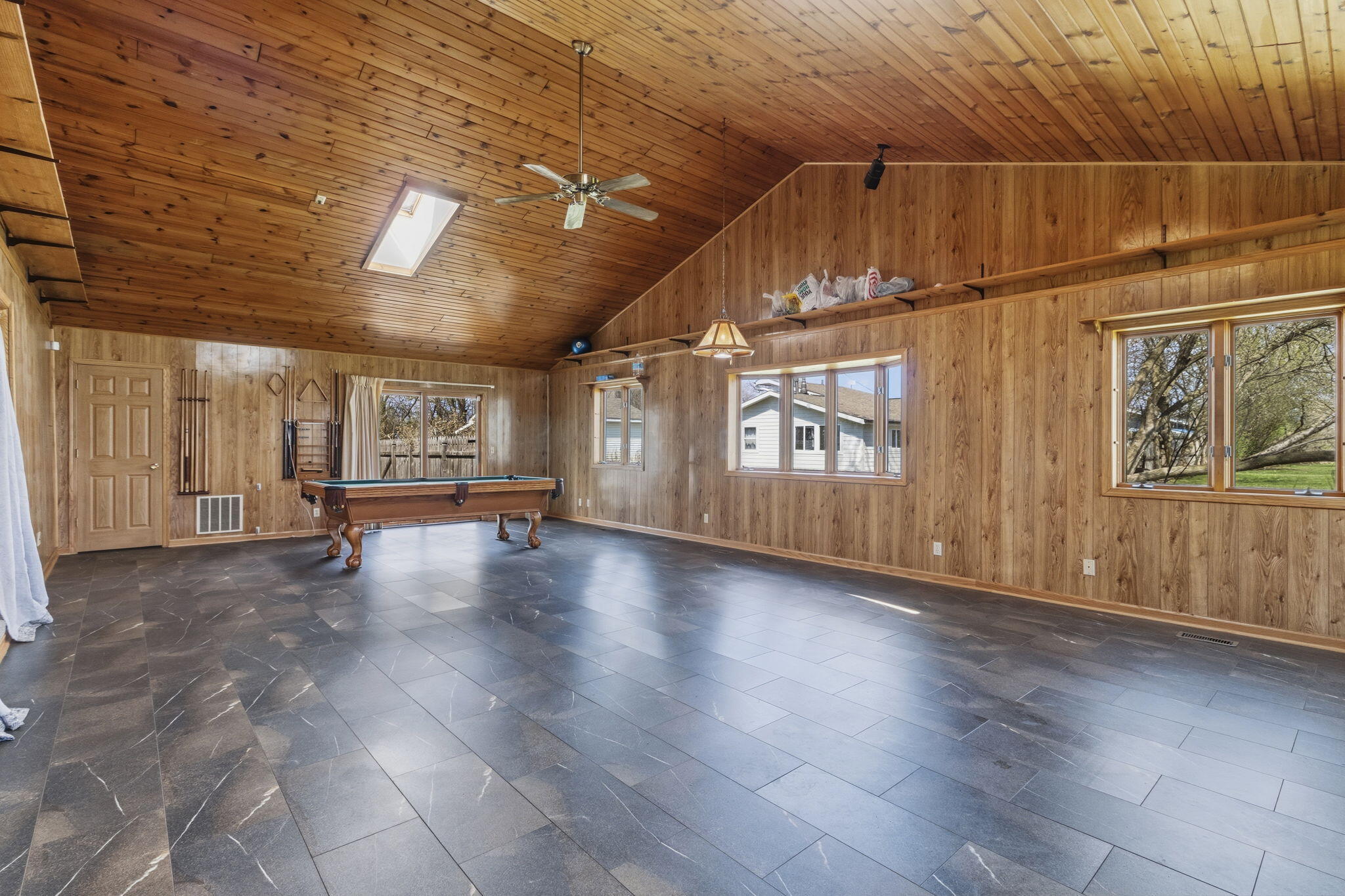 28711 Silver Lake Road Salem Lakes, WI 53168 - Photo 18 of 38 Family room