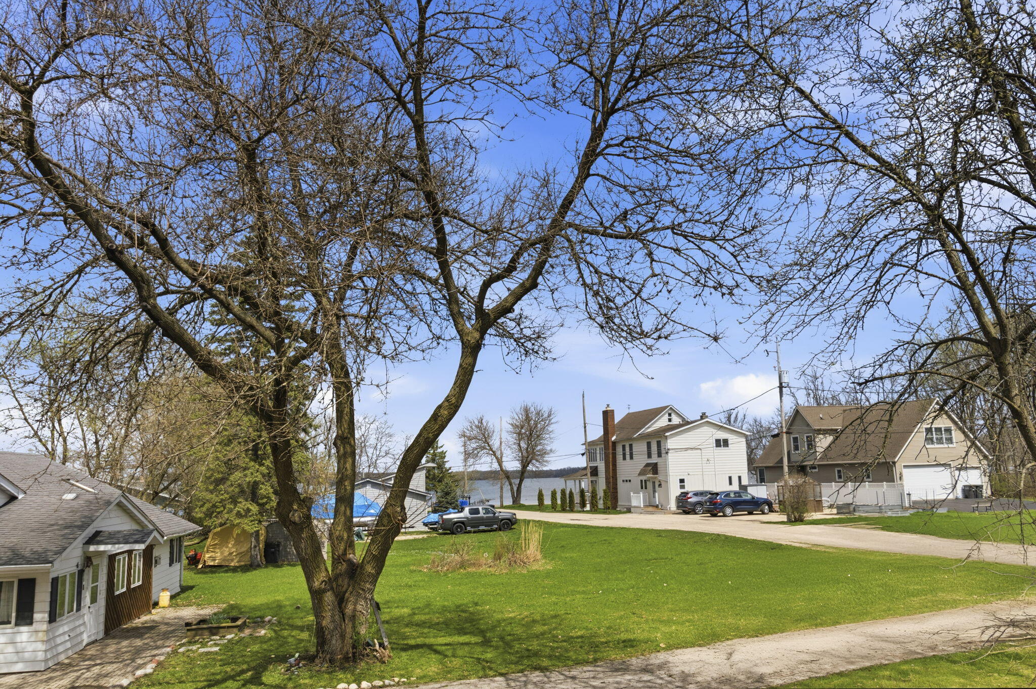 28711 Silver Lake Road Salem Lakes, WI 53168 - Photo 33 of 38 Front yard