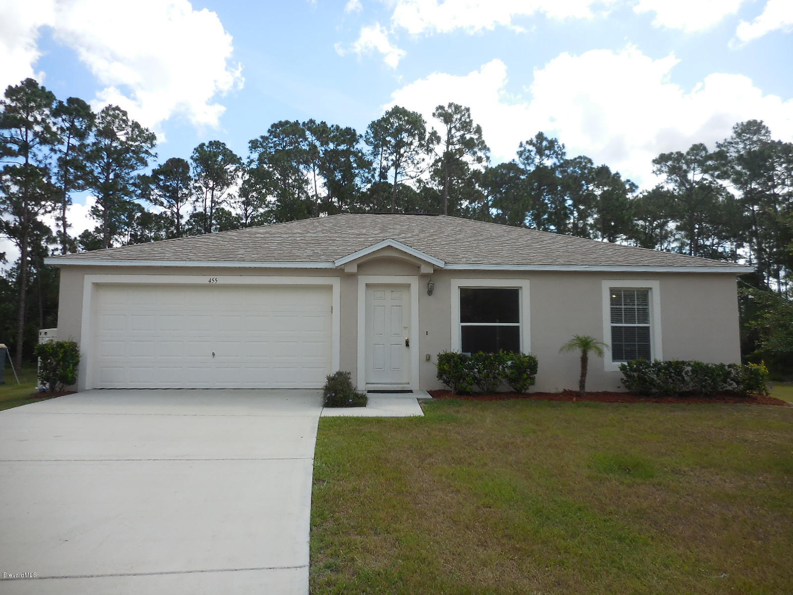 455 Wayland Road Southwest Palm Bay, FL 32908 - Photo 1 of 16 front