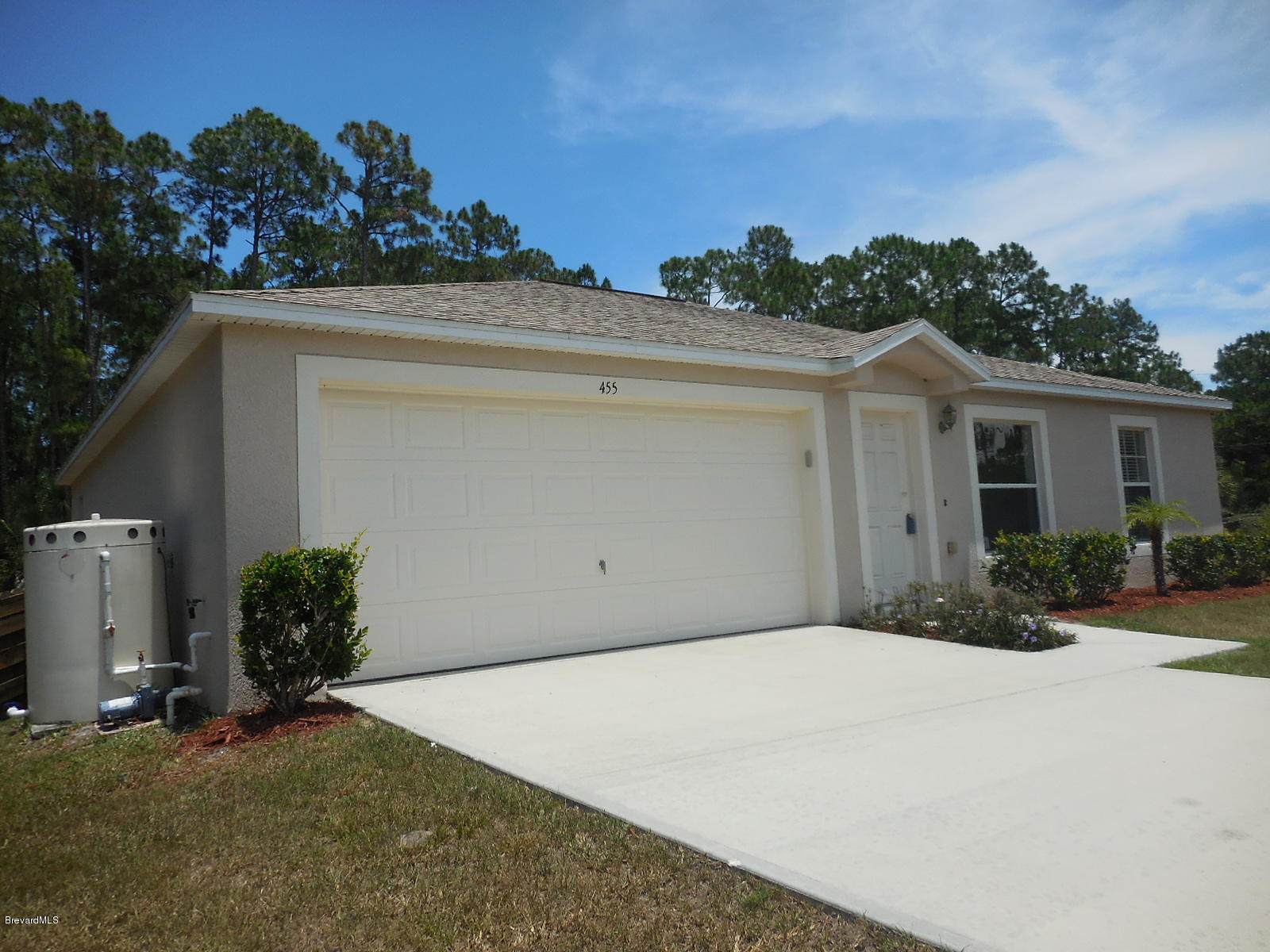 455 Wayland Road Southwest Palm Bay, FL 32908 - Photo 2 of 16 front