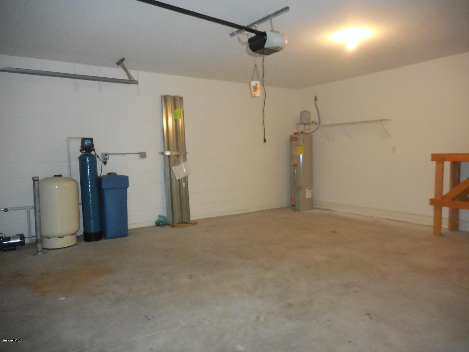 455 Wayland Road Southwest Palm Bay, FL 32908 - Photo 14 of 16 two car garage