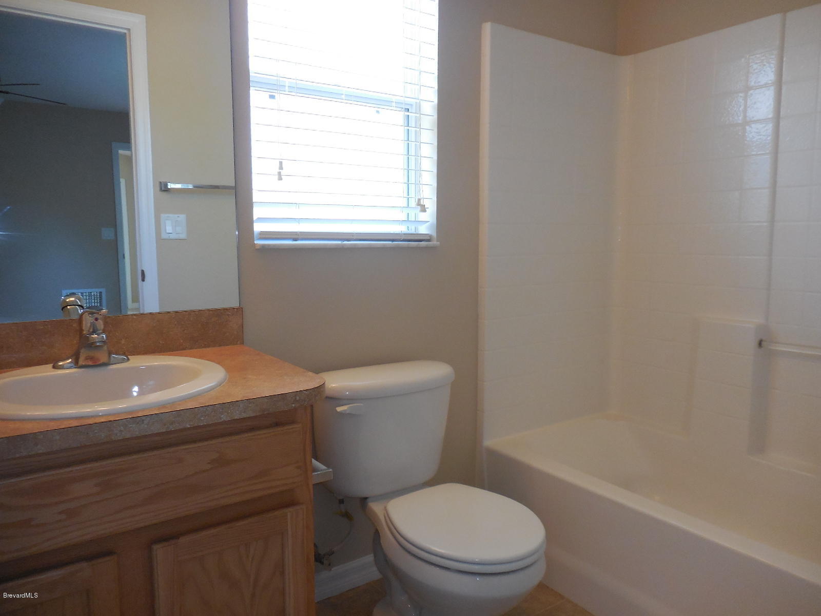 455 Wayland Road Southwest Palm Bay, FL 32908 - Photo 8 of 16 master bath