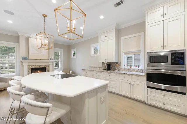 $4,950 | 4 Mulberry Place, Ocean Springs, MS 39564