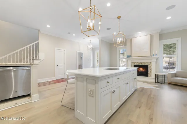 $4,950 | 4 Mulberry Place, Ocean Springs, MS 39564