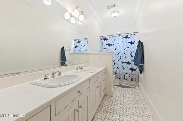 $4,950 | 4 Mulberry Place, Ocean Springs, MS 39564