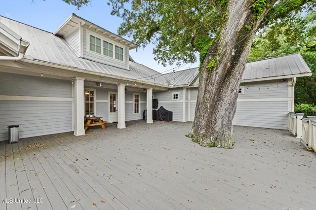 $4,950 | 4 Mulberry Place, Ocean Springs, MS 39564