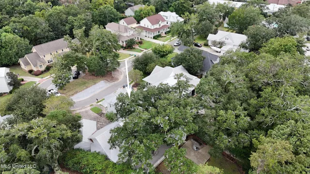 $4,950 | 4 Mulberry Place, Ocean Springs, MS 39564