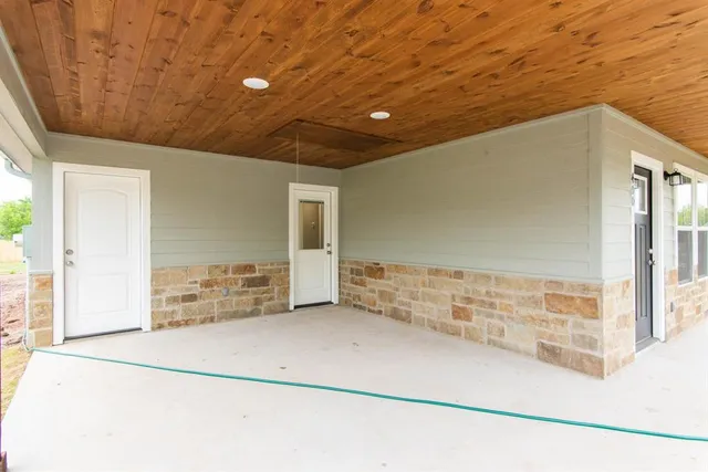 a view of livingroom with kitchen
