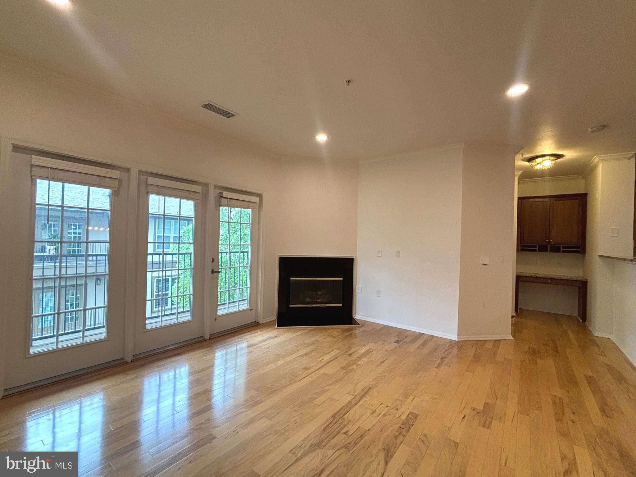11800 Old Georgetown Road, Unit 1407 North Bethesda, MD 20852 - Photo 16 of 34