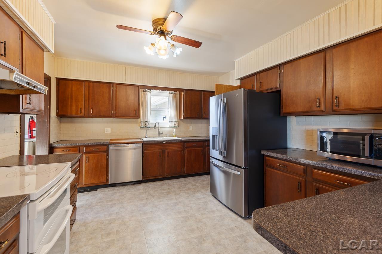 5684 Ridge Highway Britton, MI 49229 - Photo 16 of 51 Gallery Image 16