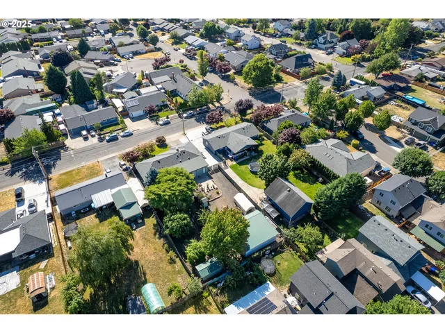 $579,900 | 153 South 26th Avenue, Cornelius, OR 97113