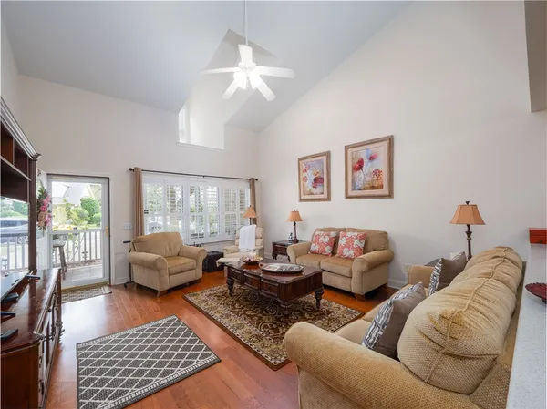 $329,700 | 204 Peppertree Crossing Avenue, Unit 204, Brunswick, GA 31525