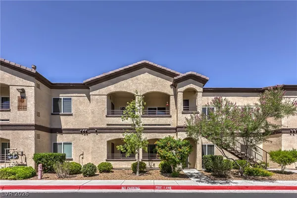 $1,850 | 2291 West Horizon Ridge Parkway, Unit 8144, Henderson, NV 89052