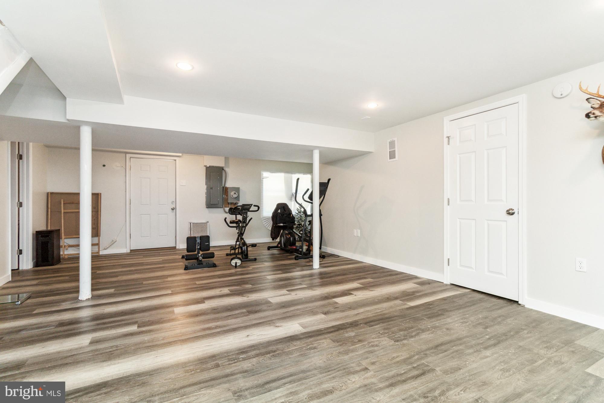 2012 North Rolling Road Windsor Mill, MD 21244 - Photo 33 of 46 Gallery Image 33