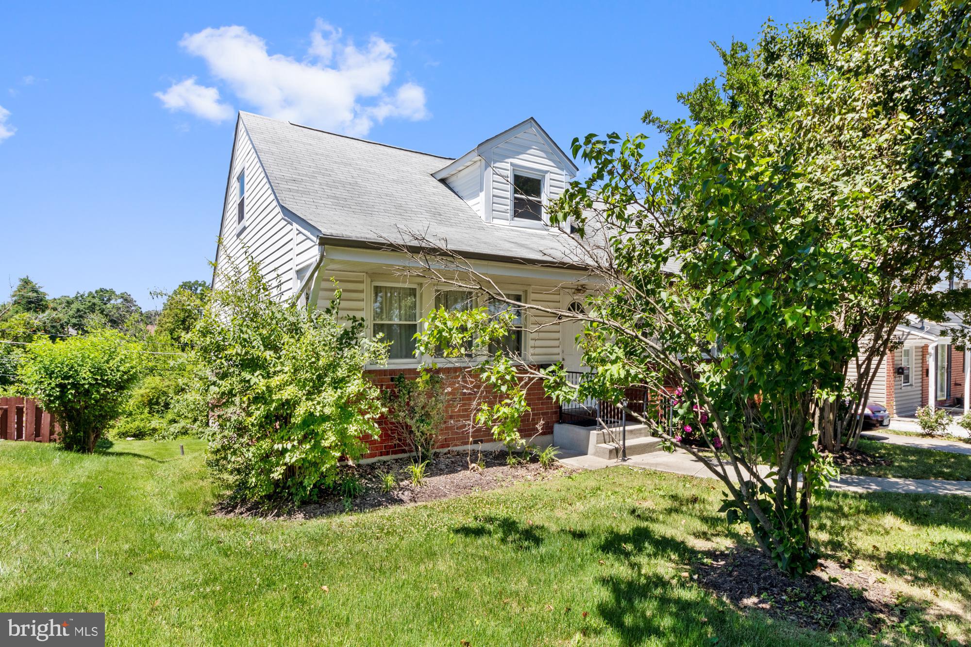 2012 North Rolling Road Windsor Mill, MD 21244 - Photo 4 of 46 Gallery Image 4
