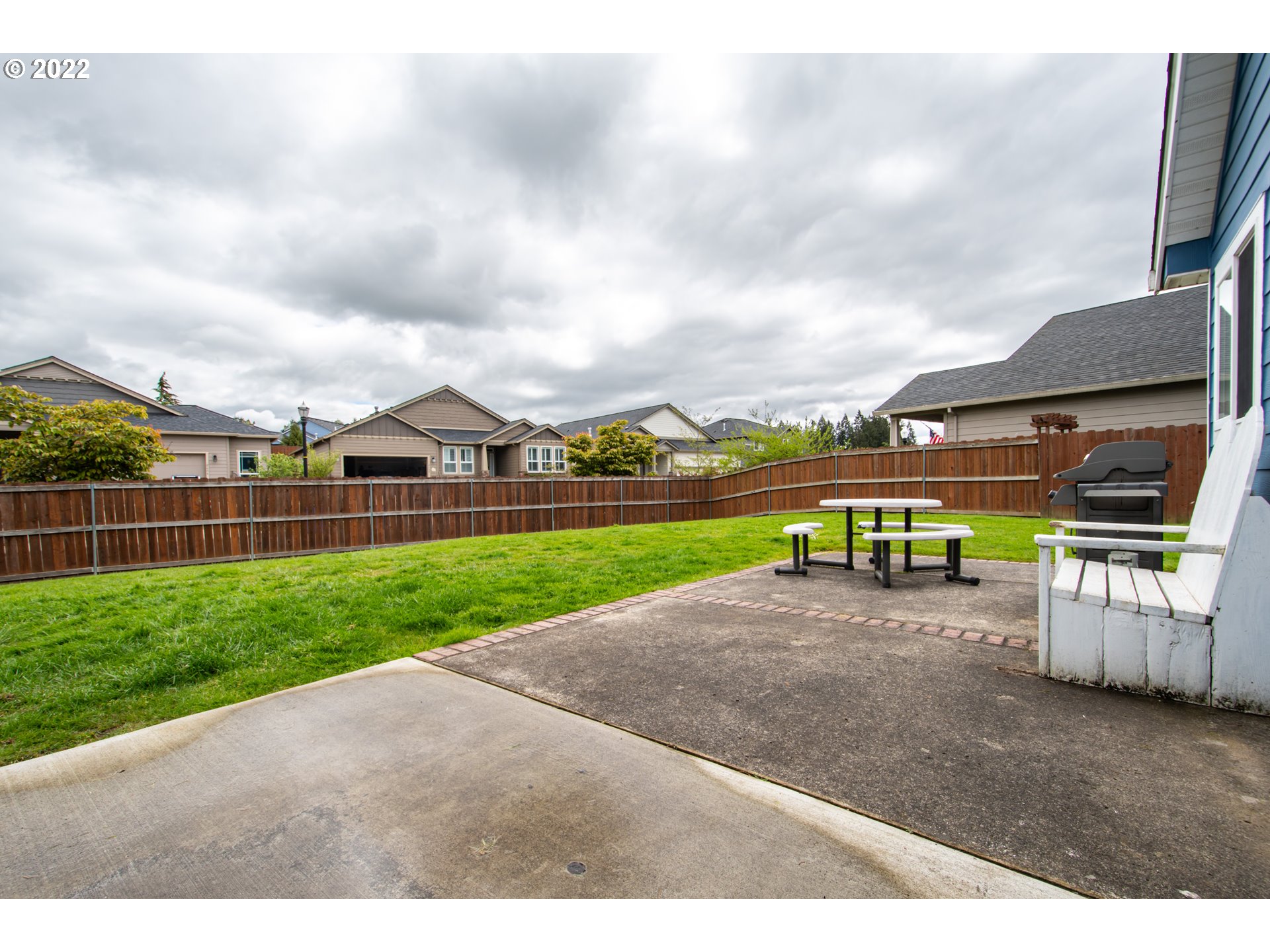 2055 South Sevier Road Ridgefield, WA 98642 - Photo 21 of 31 a view of a basketball court