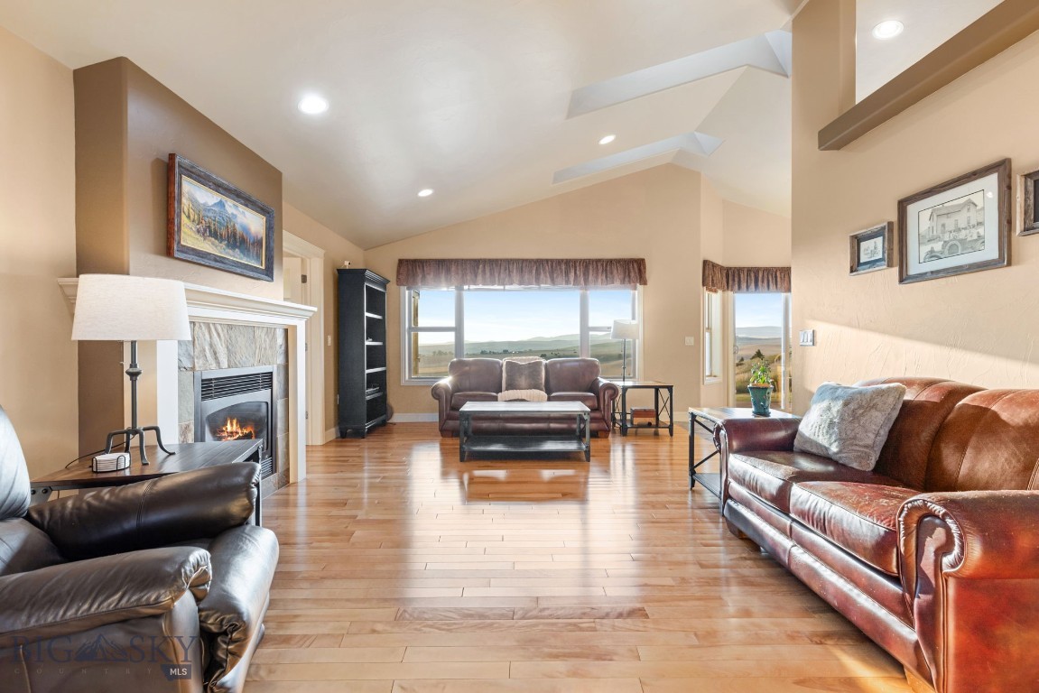 827 Antelope Ridge Road Belgrade, MT 59714 - Photo 13 of 93 Living Area