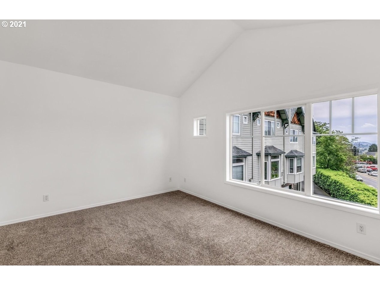 100 South Hamilton Street Portland, OR 97239 - Photo 13 of 23 Gallery Image 13