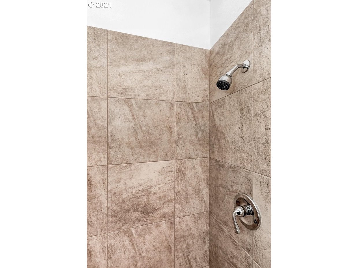 100 South Hamilton Street Portland, OR 97239 - Photo 15 of 23 Gallery Image 15