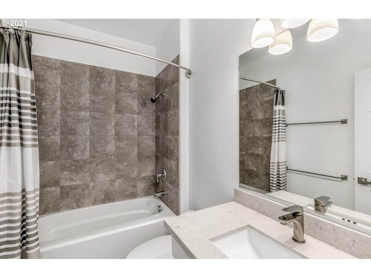100 South Hamilton Street Portland, OR 97239 - Photo 17 of 23 Gallery Image 17