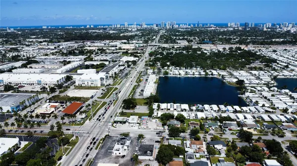 $2,500 | 3001 Southwest 35th Avenue, Unit FRONT, West Park, FL 33023