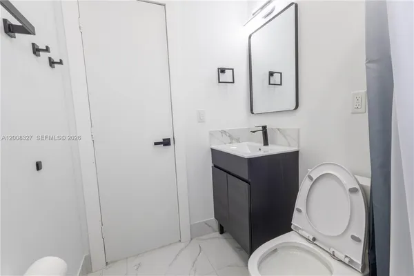 $2,500 | 3001 Southwest 35th Avenue, Unit FRONT, West Park, FL 33023