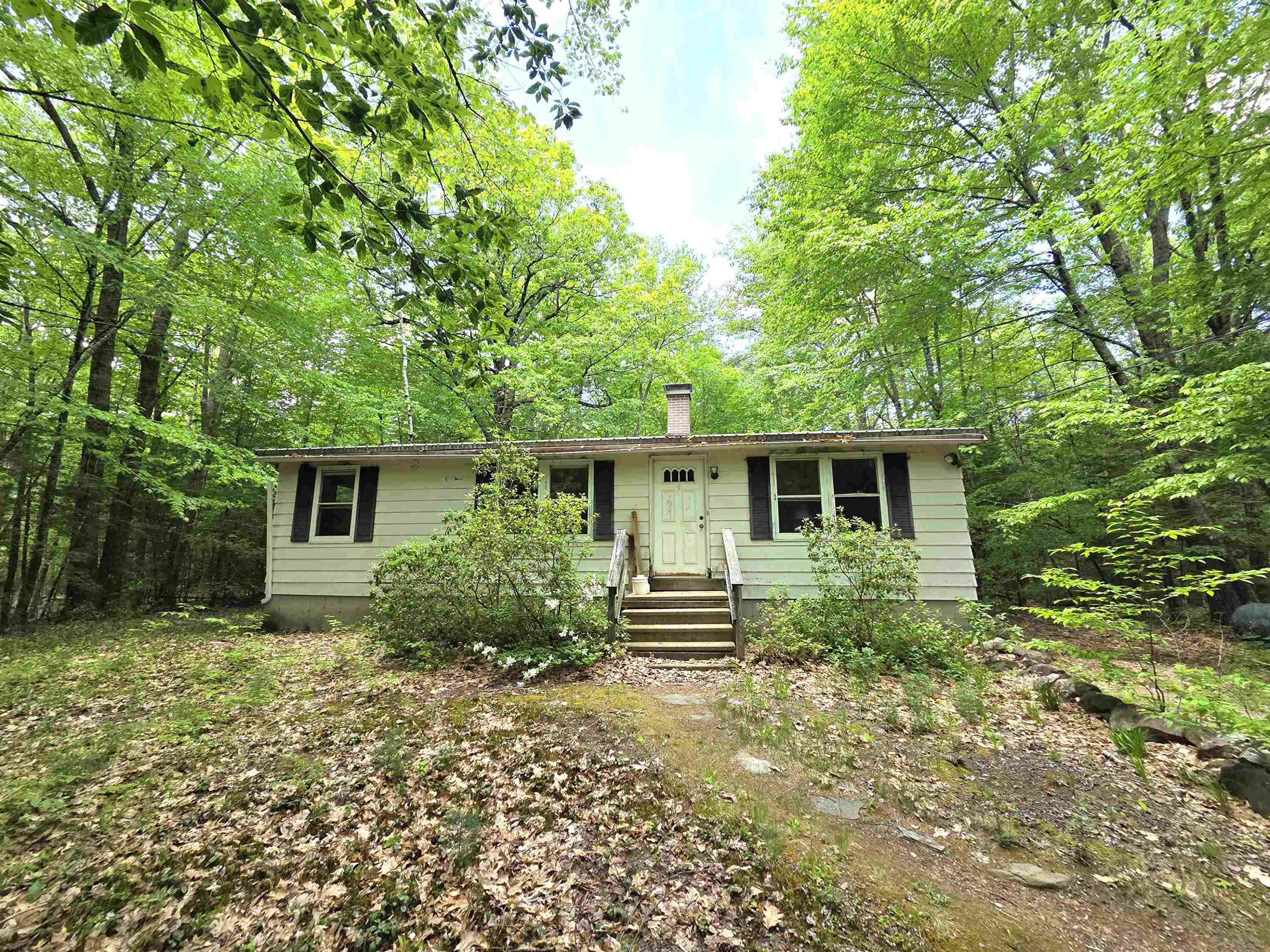 72 Freeman Hall Road Nottingham, NH 03290 - Photo 2 of 16 Gallery Image 2