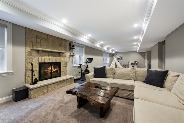 2727 Blackhawk Road Wilmette, IL 60091 - Photo 20 of 31