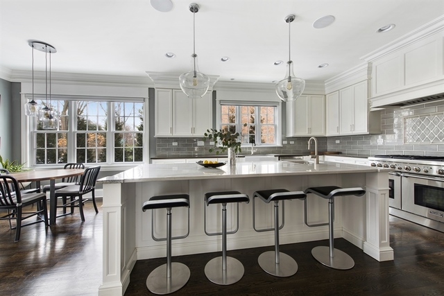 2727 Blackhawk Road Wilmette, IL 60091 - Photo 4 of 31