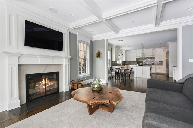 2727 Blackhawk Road Wilmette, IL 60091 - Photo 7 of 31