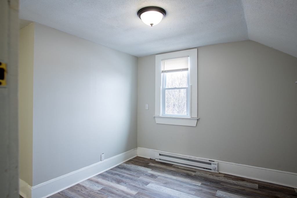 69 Winter Street Springfield, MA 01105 - Photo 36 of 36
