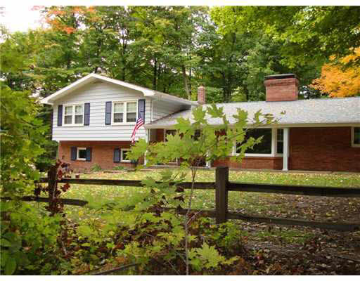 59229 Clover Road Mishawaka, IN 46544 - Photo 2 of 21 Gallery Image 2