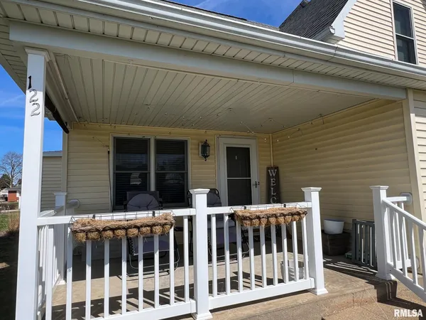 $254,900 | 122 Fisk Street, Goodfield, IL 61742