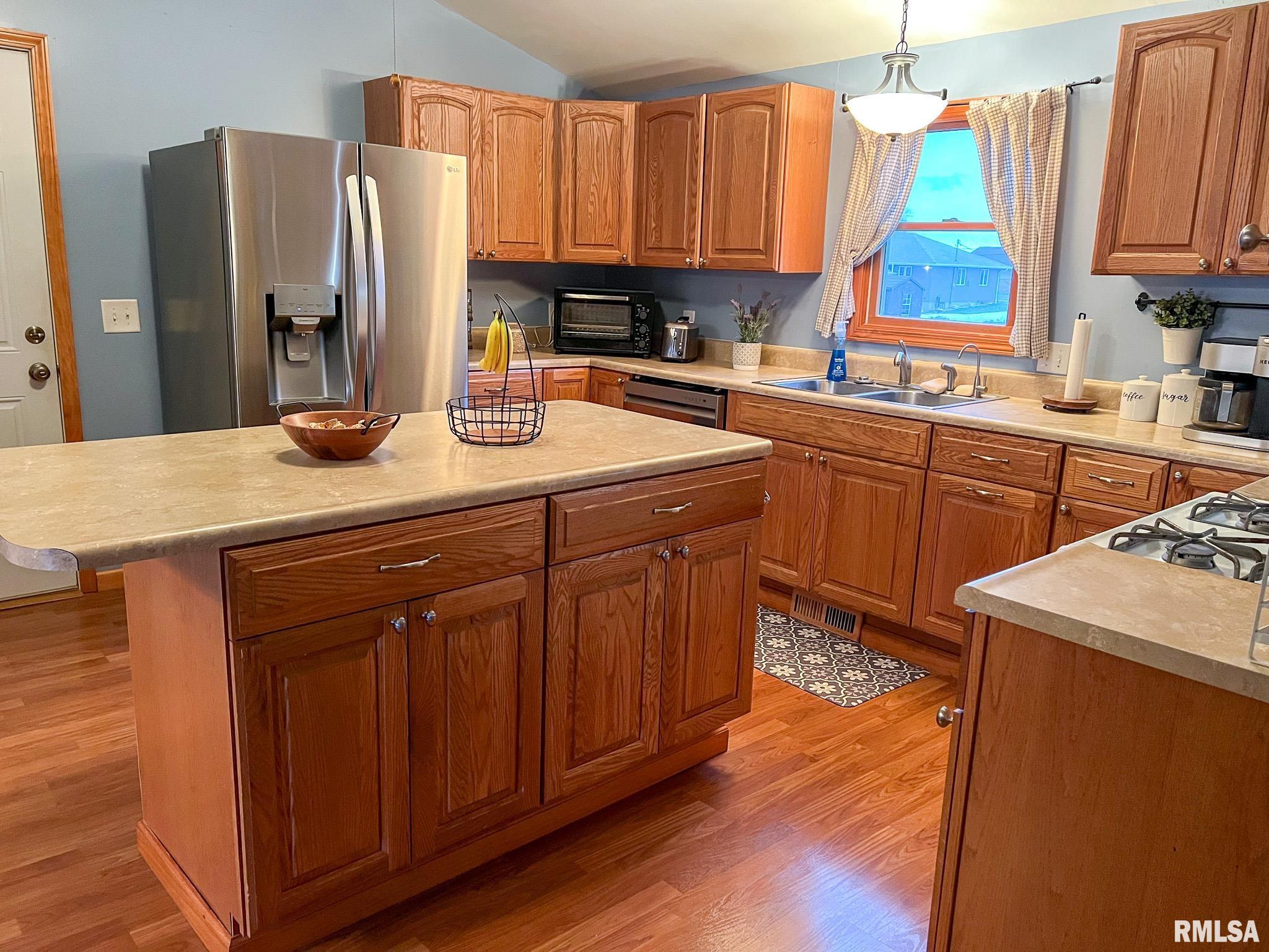 122 Fisk Street Goodfield, IL 61742 - Photo 19 of 61