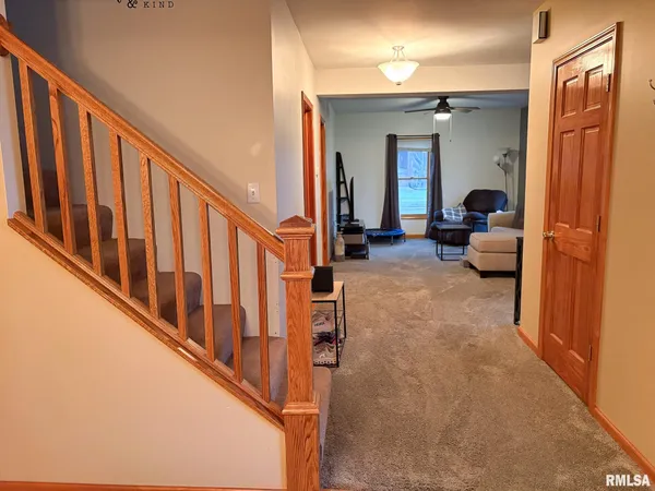 $254,900 | 122 Fisk Street, Goodfield, IL 61742