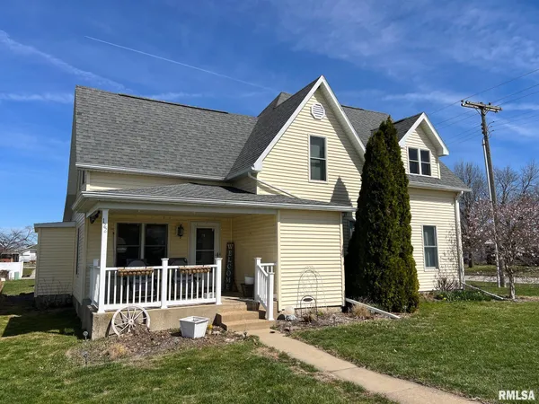 $254,900 | 122 Fisk Street, Goodfield, IL 61742