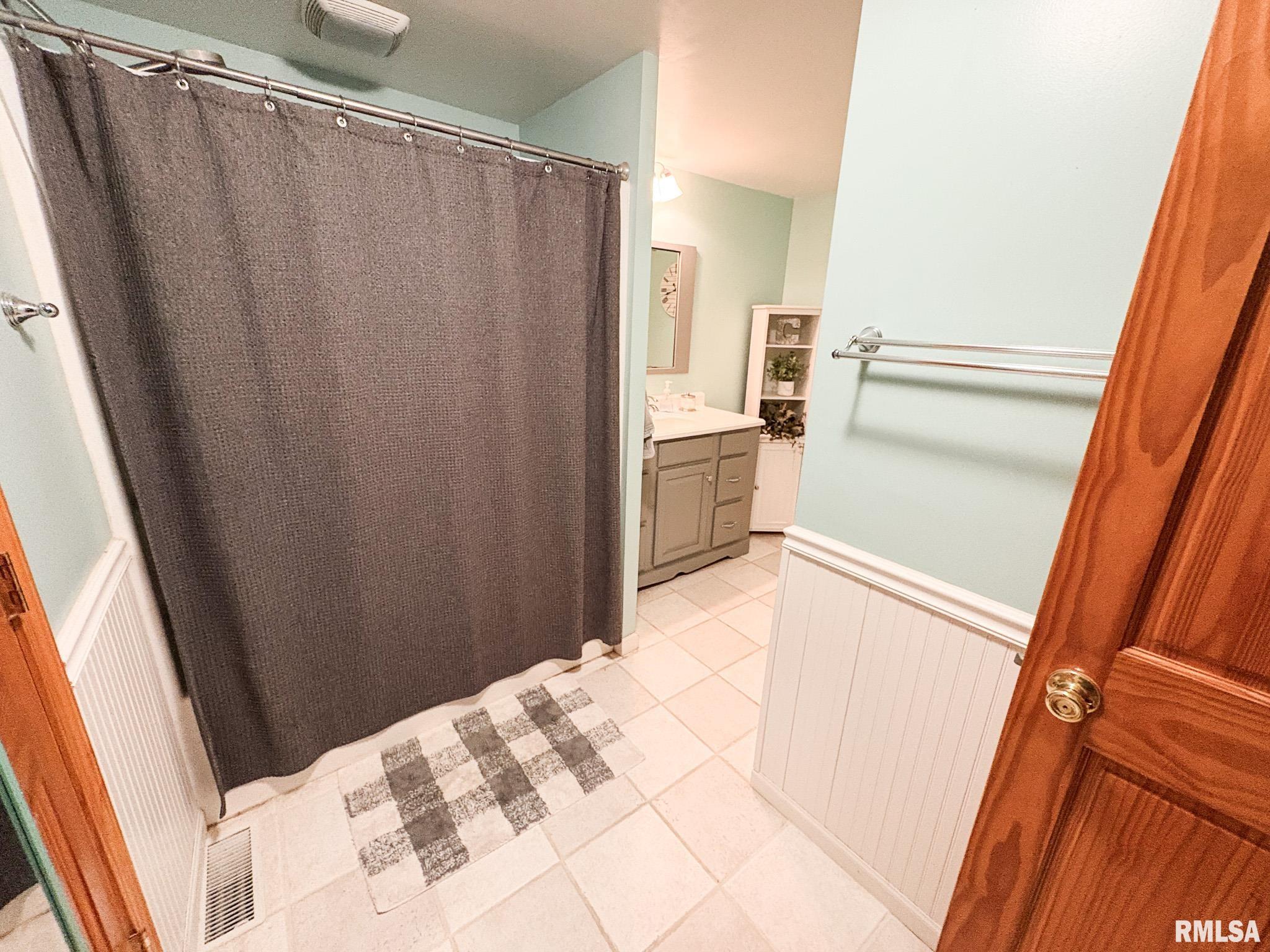 122 Fisk Street Goodfield, IL 61742 - Photo 35 of 61