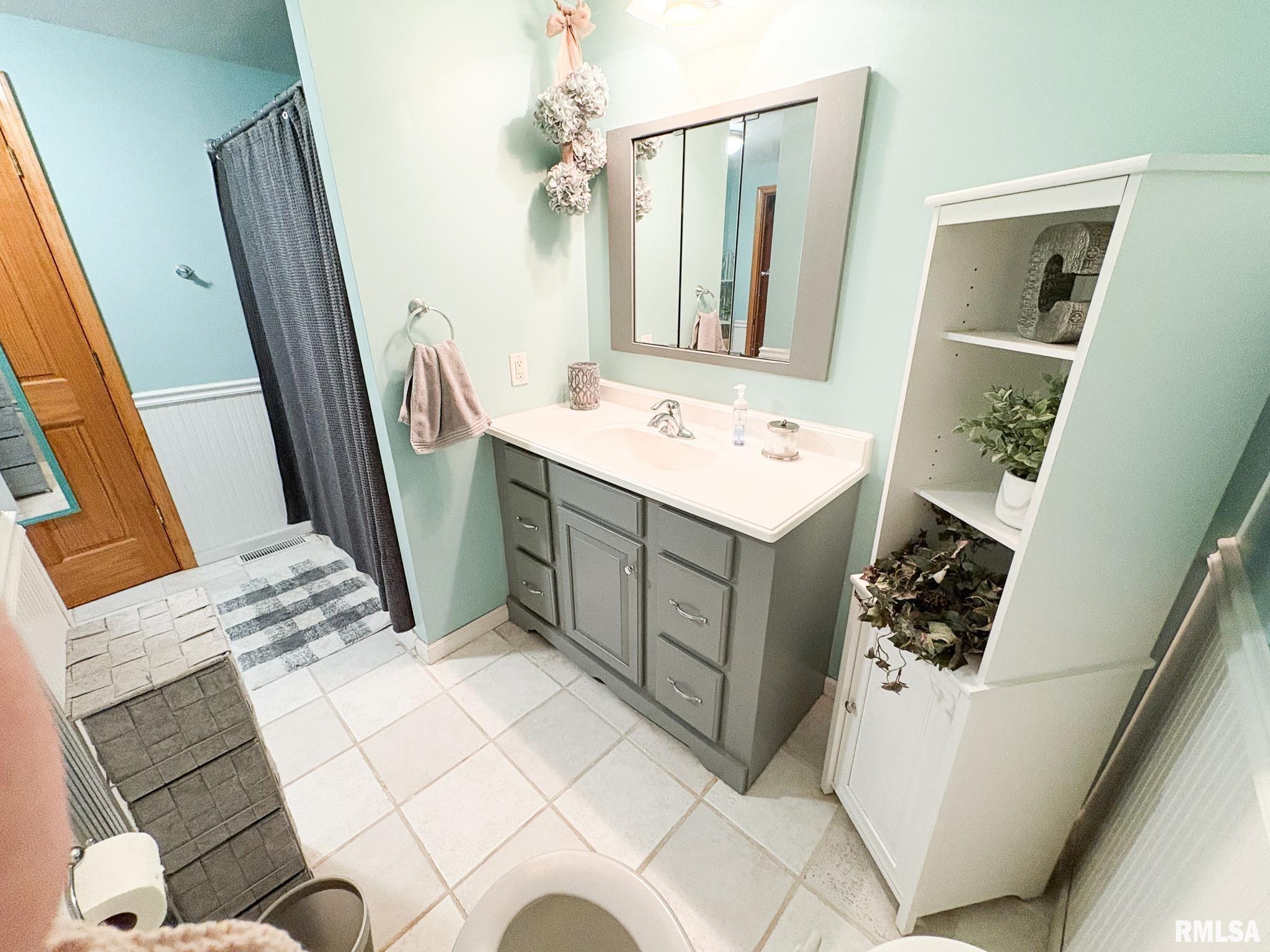 122 Fisk Street Goodfield, IL 61742 - Photo 37 of 61