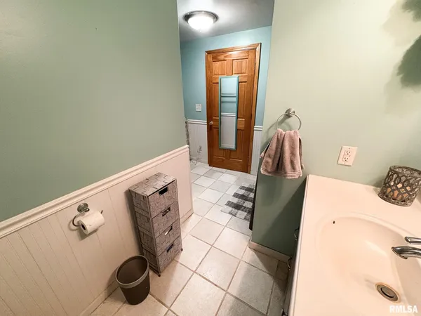 $254,900 | 122 Fisk Street, Goodfield, IL 61742